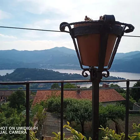 Bellavista In Palazzo Storico E Deliziosa Vista Lago! Miasino