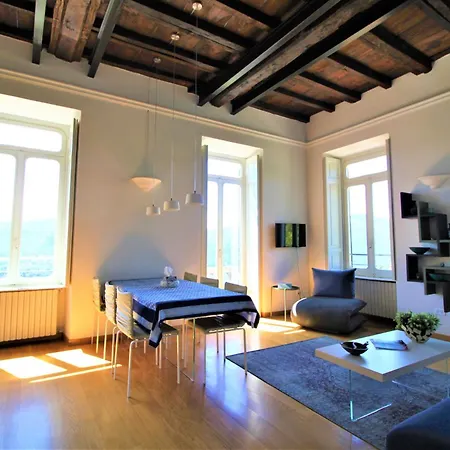 Bellavista In Palazzo Storico E Deliziosa Vista Lago! Apartmán Miasino