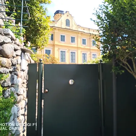 Bellavista In Palazzo Storico E Deliziosa Vista Lago! Apartmán *
