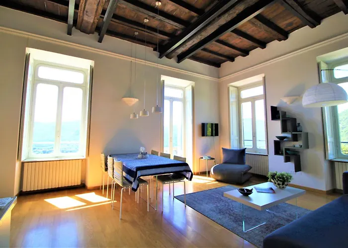 Bellavista In Palazzo Storico E Deliziosa Vista Lago! アパート Miasino