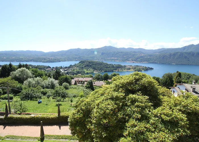 Bellavista In Palazzo Storico E Deliziosa Vista Lago! アパート Miasino