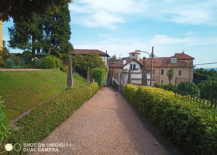 Bellavista In Palazzo Storico E Deliziosa Vista Lago! アパート Miasino