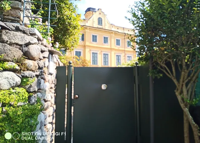Bellavista In Palazzo Storico E Deliziosa Vista Lago! アパート *