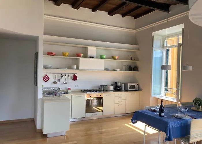 アパート Bellavista In Palazzo Storico E Deliziosa Vista Lago!